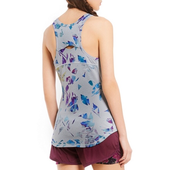 NWT The North Face Shade Me Leaf Print Tank - Picture 2 of 7
